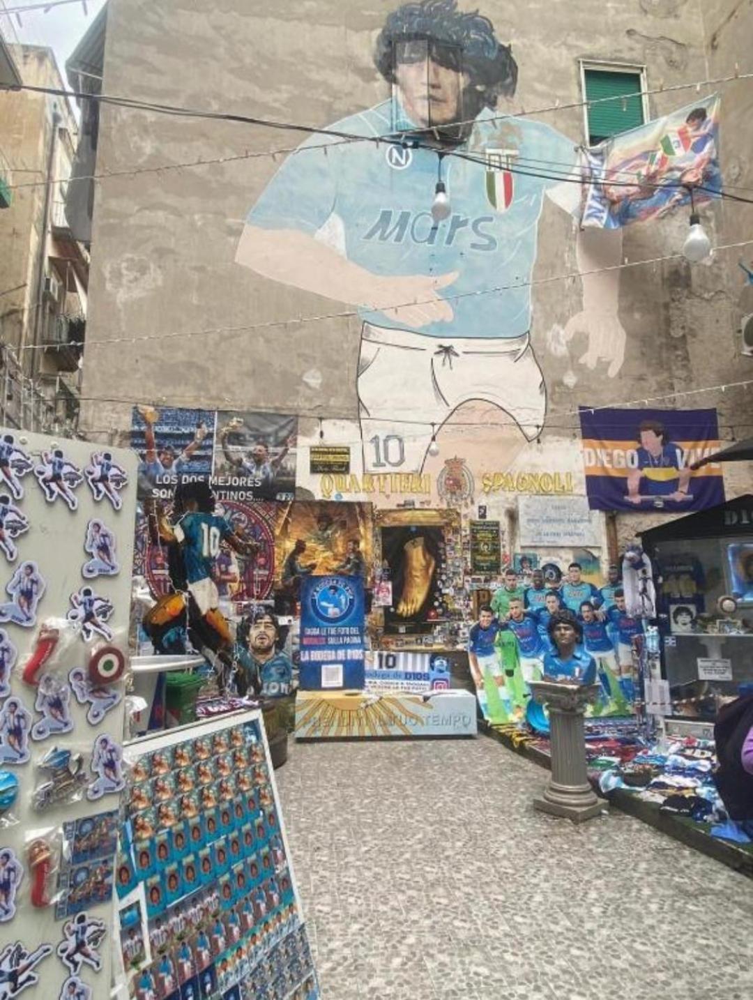 Villa Casa Tolentino Al Centro Di Napoli Esterno foto
